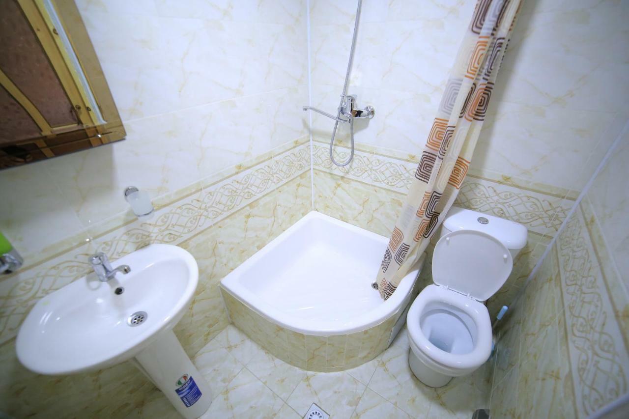 Parviz Guest House Bukhara Bagian luar foto