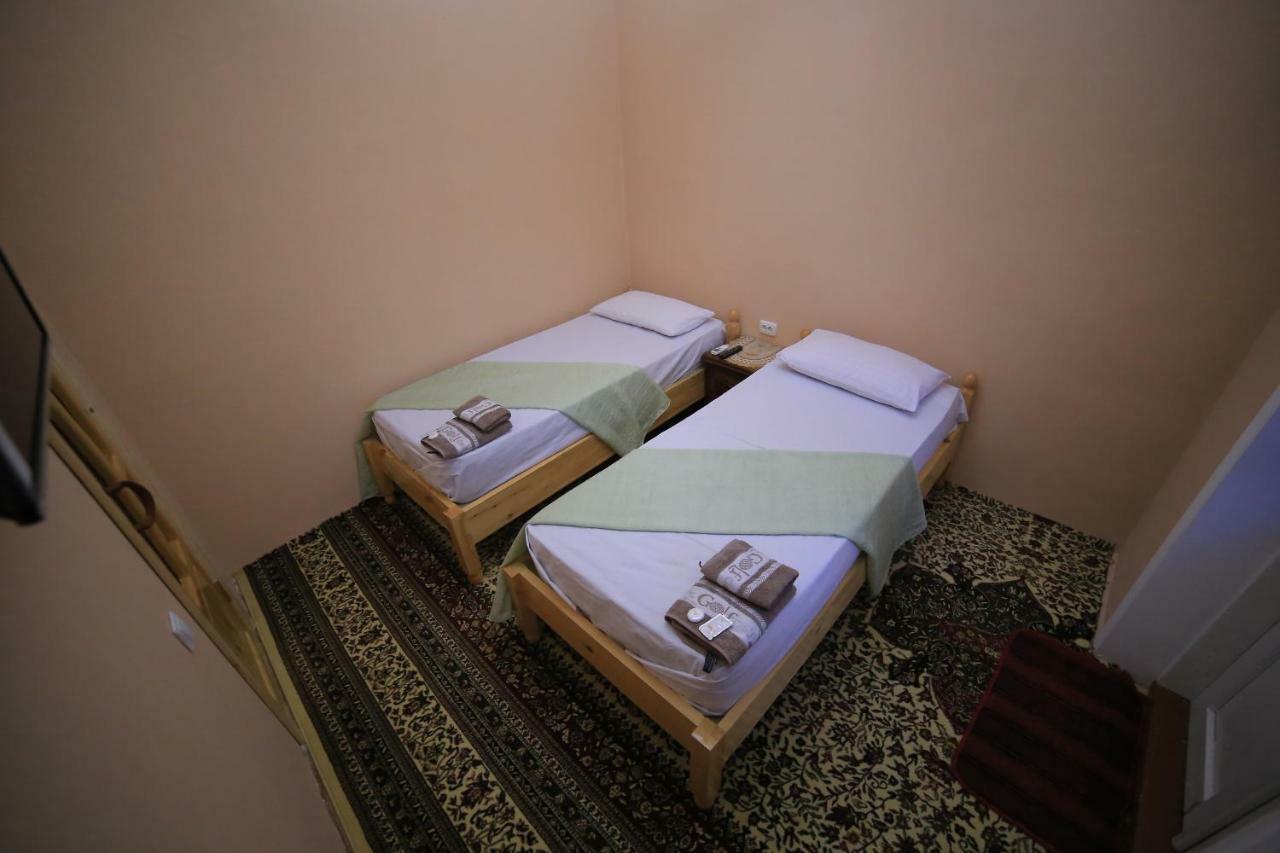Parviz Guest House Bukhara Bagian luar foto