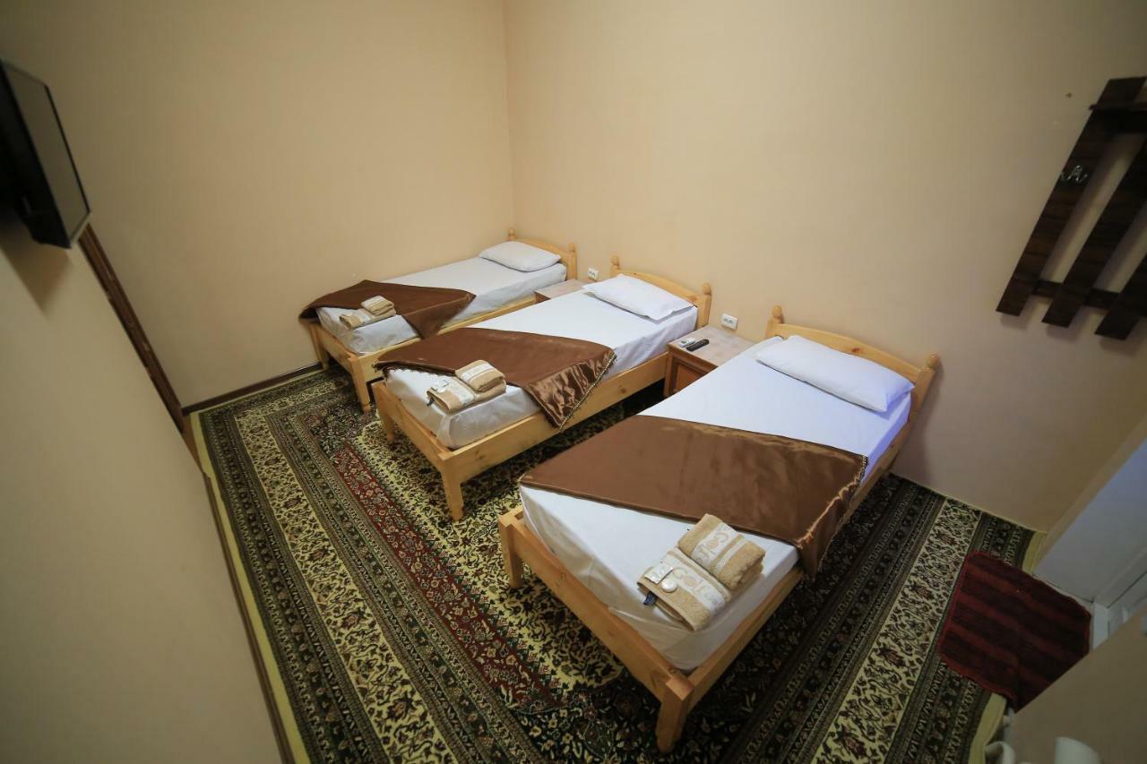 Parviz Guest House Bukhara Bagian luar foto