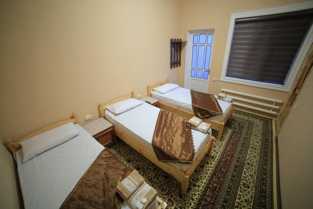 Parviz Guest House Bukhara Bagian luar foto